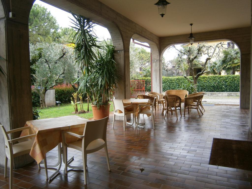 Hotel Chiara Sirmione Buitenkant foto