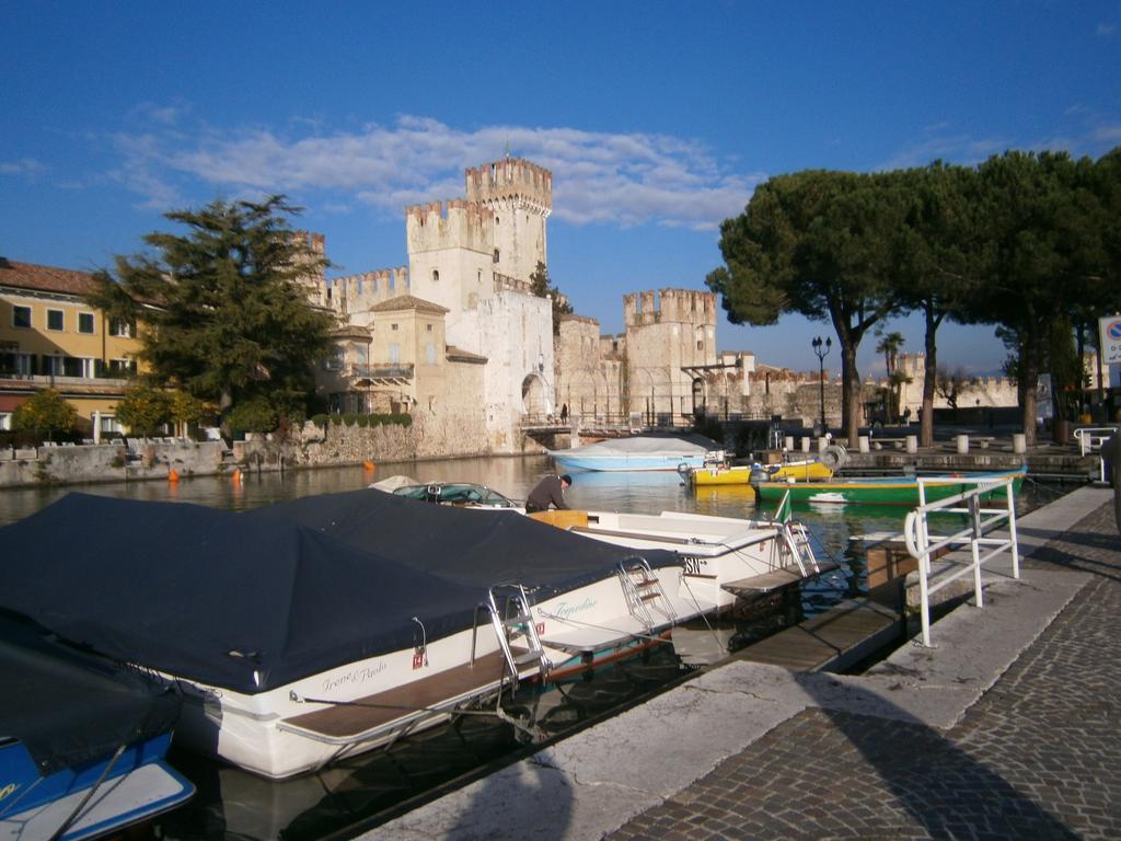 Hotel Chiara Sirmione Buitenkant foto