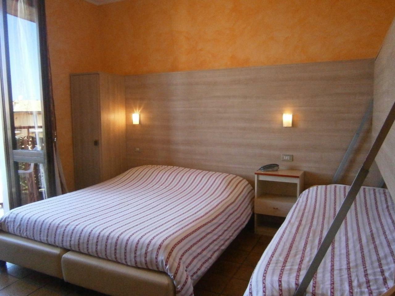 Hotel Chiara Sirmione Buitenkant foto